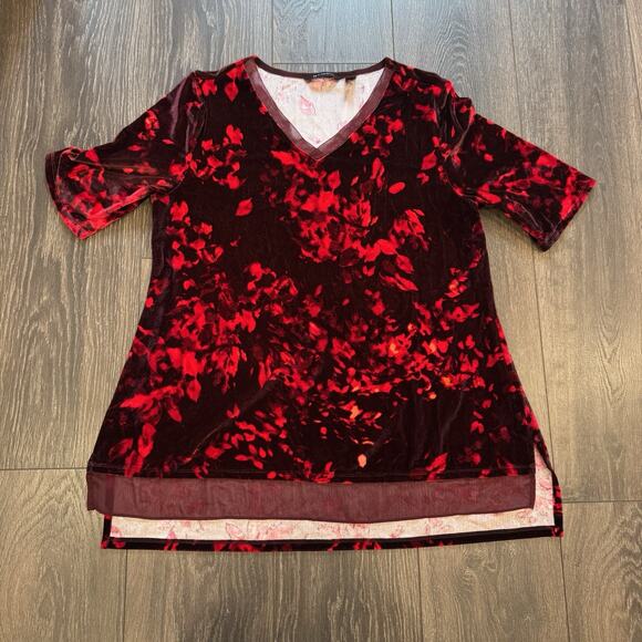 H By Halston Red Black Flora Blouse Women’s Size Medium - Picture 1 of 3